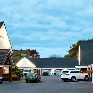 Palm Court Motor Motel