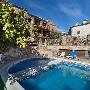 Palacio Guzmanes 3* Banos De La Encina